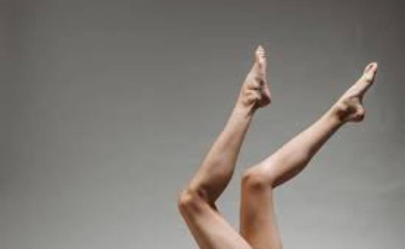 Mais leveza e saúde: por que hoje mais do que nunca vale cuidar das pernas?