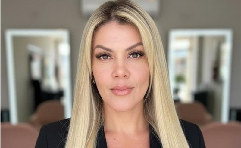 Foz do Iguaçu ganha destaque com os métodos exclusivos de mega hair de Fernanda Barbosa